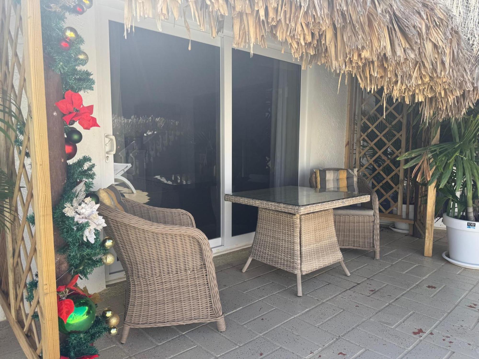 Beach Walk Residences Палм Бич Экстерьер фото